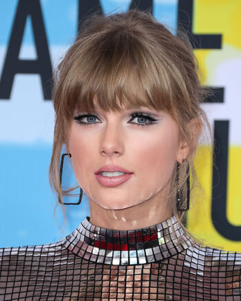 Taylor swift leaked private photo uncensored HD quality