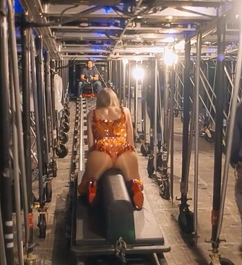 Taylor swift leaked private photo uncensored HD quality
