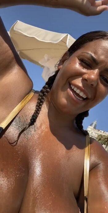 Tchikita leaked private photo uncensored HD quality