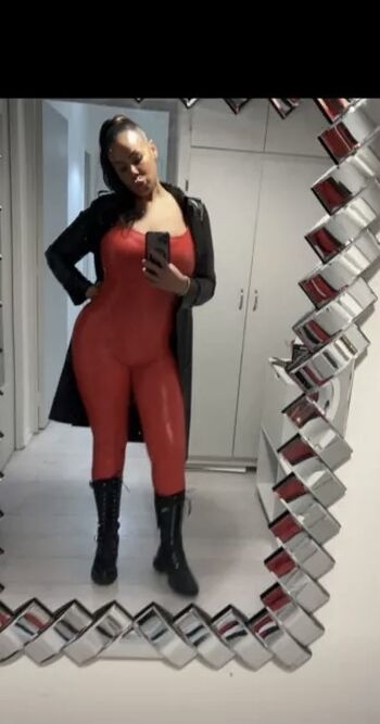 Tchikita leaked private photo uncensored HD quality