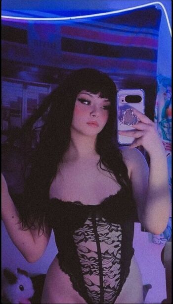 Theakaleina leaked private photo uncensored HD quality