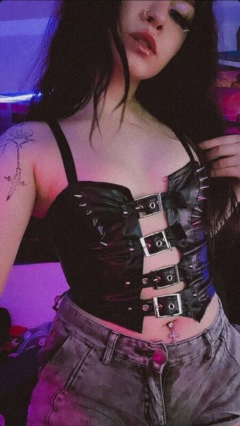 Theakaleina leaked private photo uncensored HD quality