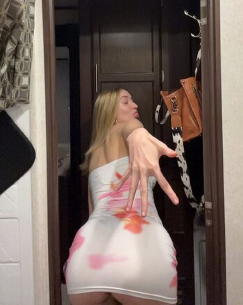 Theyluv pey leaked private photo uncensored HD quality