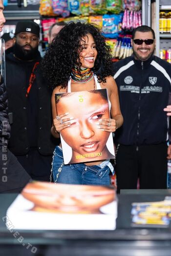 Tylaofficial page leaked private photo uncensored HD quality