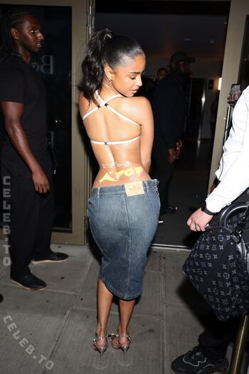 Tylaofficial page leaked private photo uncensored HD quality