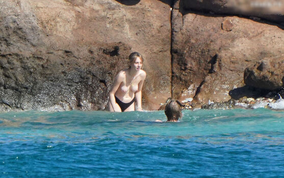 Uma thurman page leaked private photo uncensored HD quality