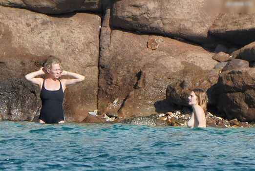 Uma thurman page leaked private photo uncensored HD quality