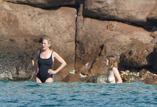 Uma thurman page leaked private photo uncensored HD quality