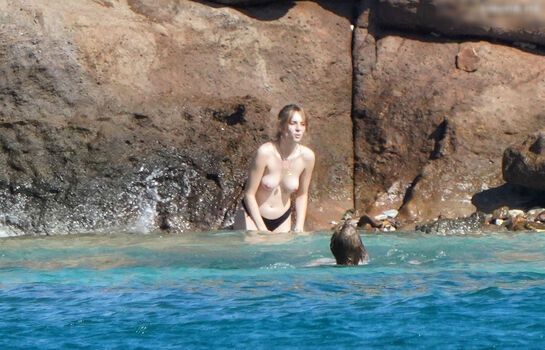 Uma thurman page leaked private photo uncensored HD quality