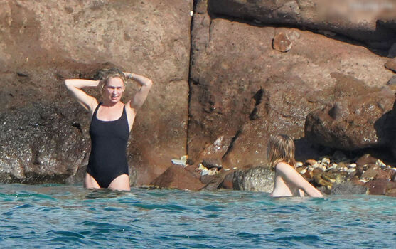 Uma thurman page leaked private photo uncensored HD quality
