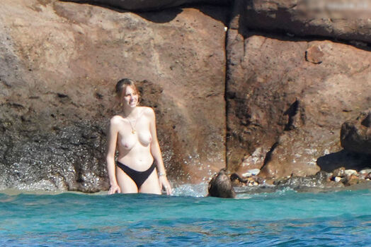 Uma thurman leaked private photo uncensored HD quality