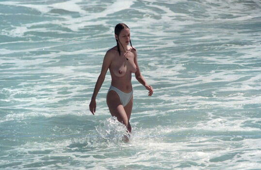Uma thurman page leaked private photo uncensored HD quality