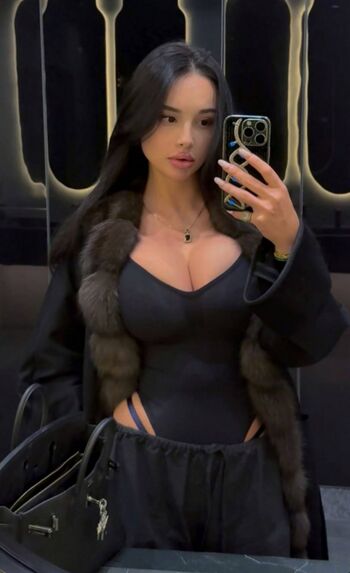 Unrealcobaine page leaked private photo uncensored HD quality