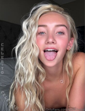 Urefavoriteblondevip  page leaked private photo uncensored HD quality