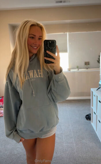 Urefavoriteblondevip leaked private photo uncensored HD quality
