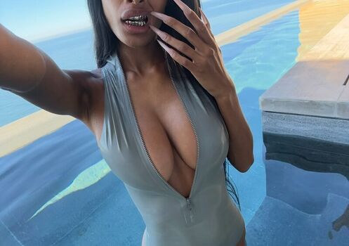 Vinetrria vinetria leaked private photo uncensored HD quality