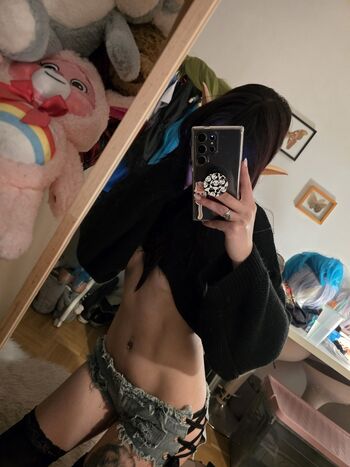 Weeniestwee page leaked private photo uncensored HD quality