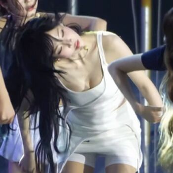 Womenk pop page leaked private photo uncensored HD quality
