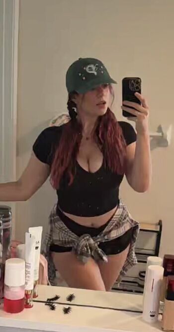 Xemsly leaked private photo uncensored HD quality