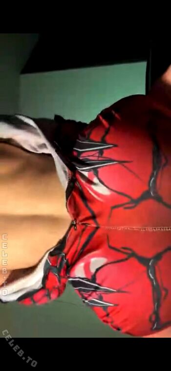 Yololary  page leaked private photo uncensored HD quality