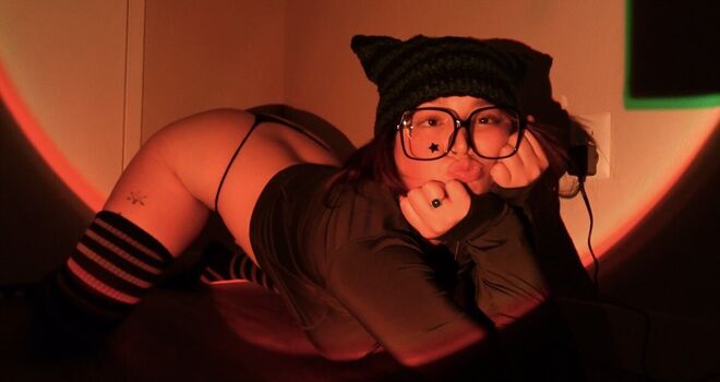 Yourmomsmarsbar leaked private photo uncensored HD quality