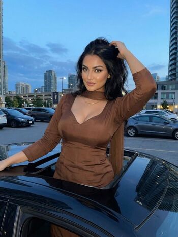Zara farooq leaked private photo uncensored HD quality