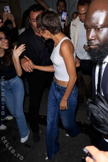 Zendaya leaked private photo uncensored HD quality